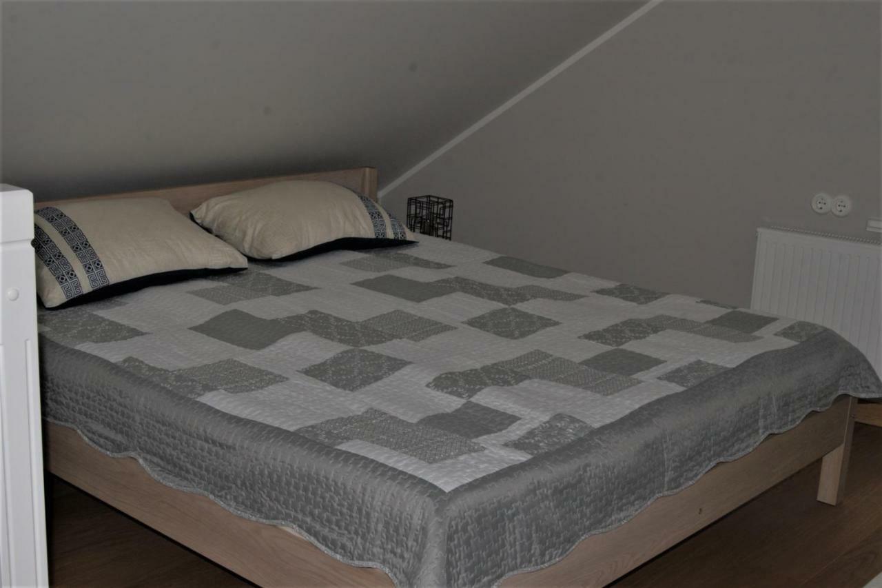 Silbernagel Apartment Курессааре Екстер'єр фото